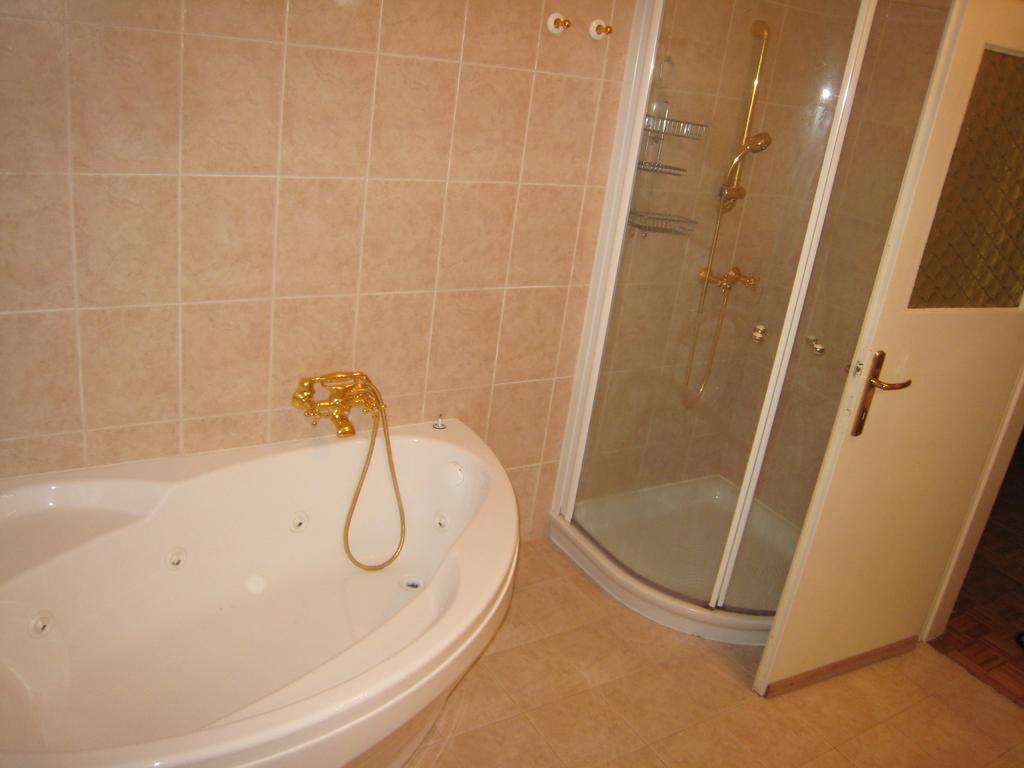 Apartment Apollonio ポルトローシュ 部屋 写真